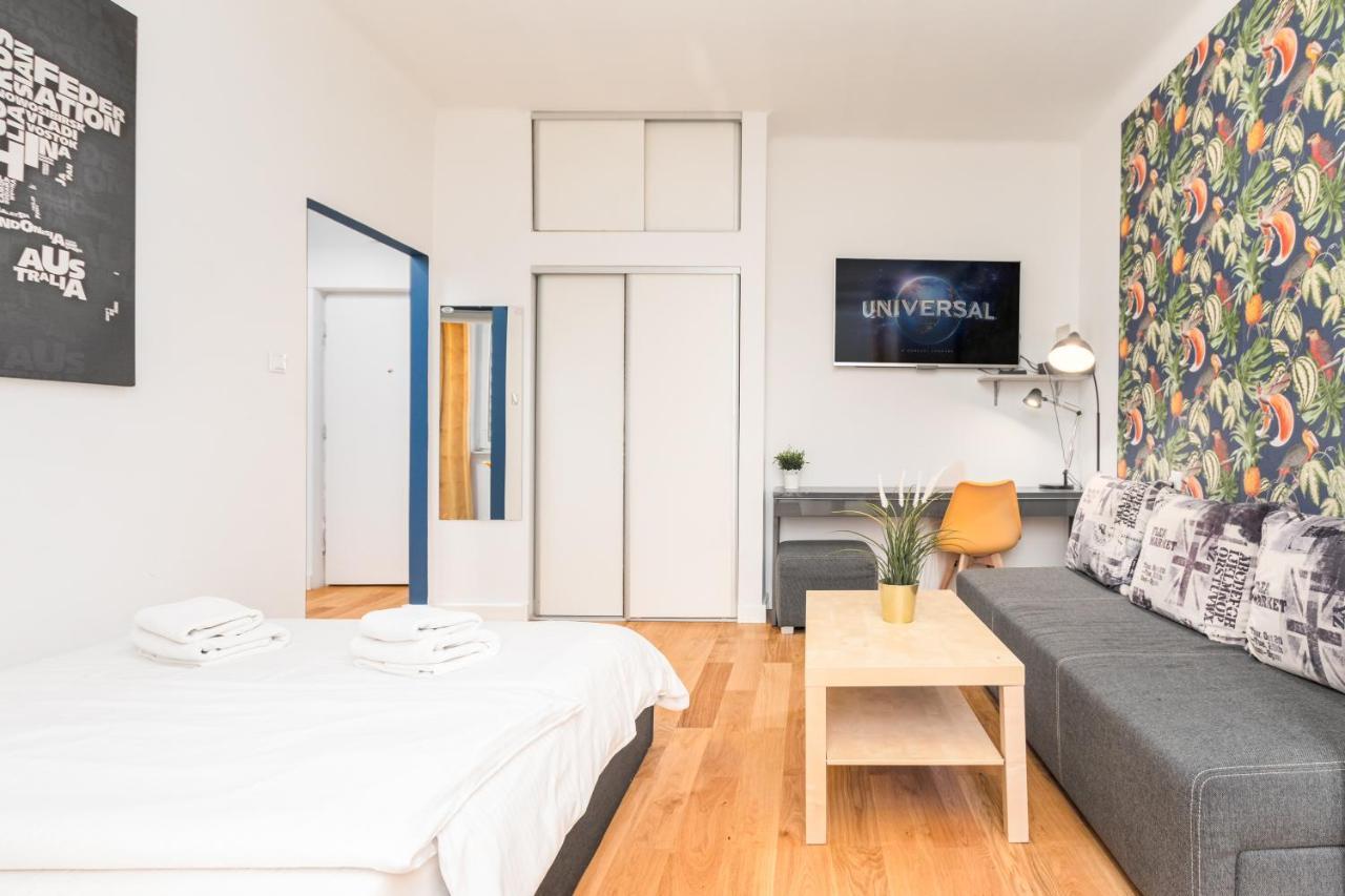 Central Apartament By Your Freedom Варшава Екстериор снимка
